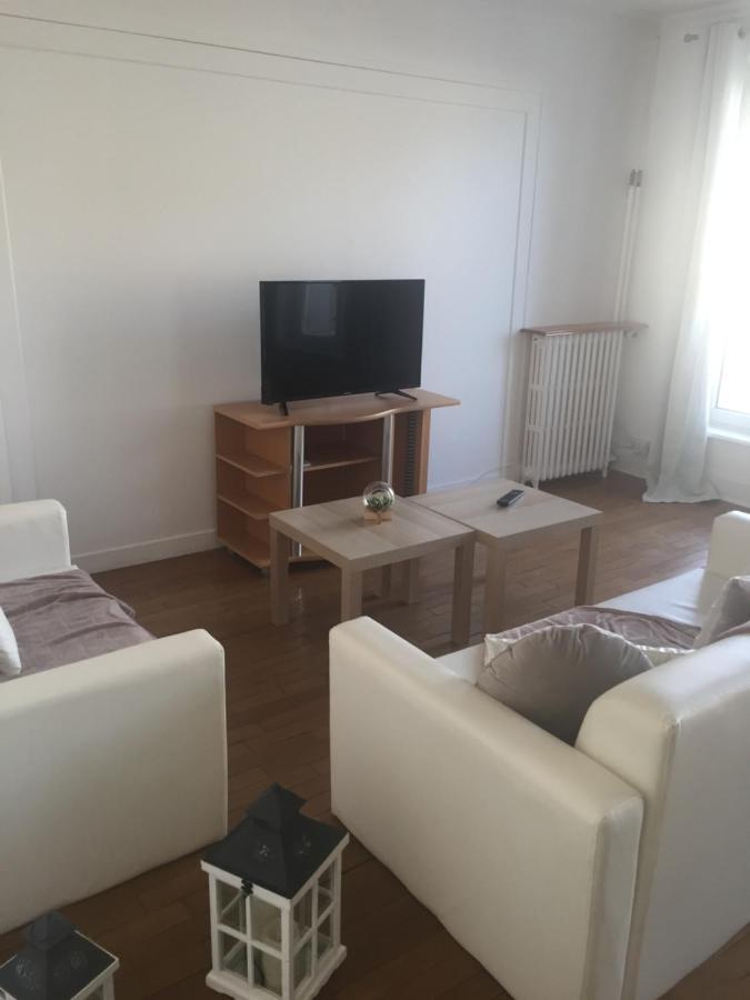Carignan Appartement 1Er Etage מראה חיצוני תמונה